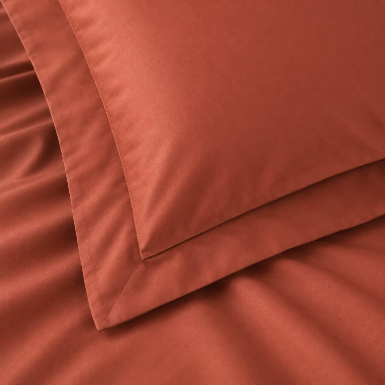 beddley Baked Clay Sham with three sided open easycare zipper