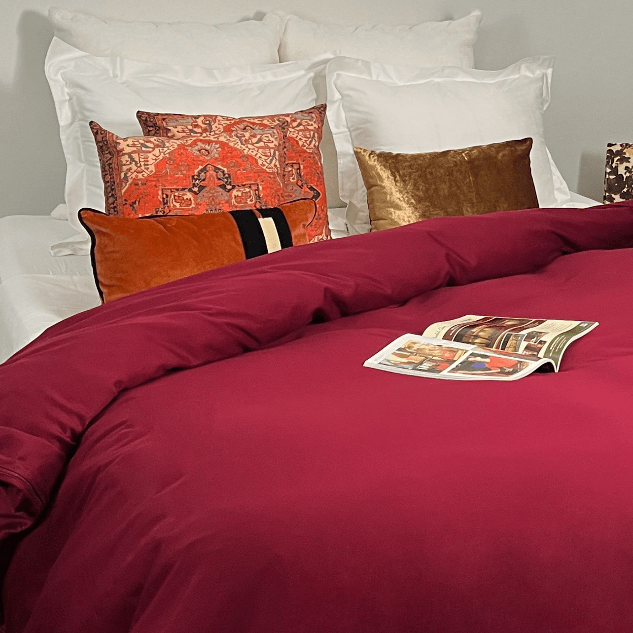 Maroon Easy-Change Duvet Cover with three sided open easycare zipper