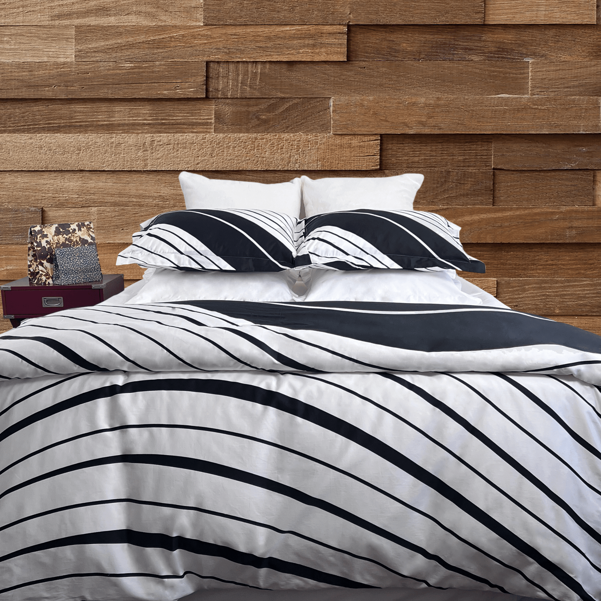 Beddley Black and White Pattern Duvet Cover