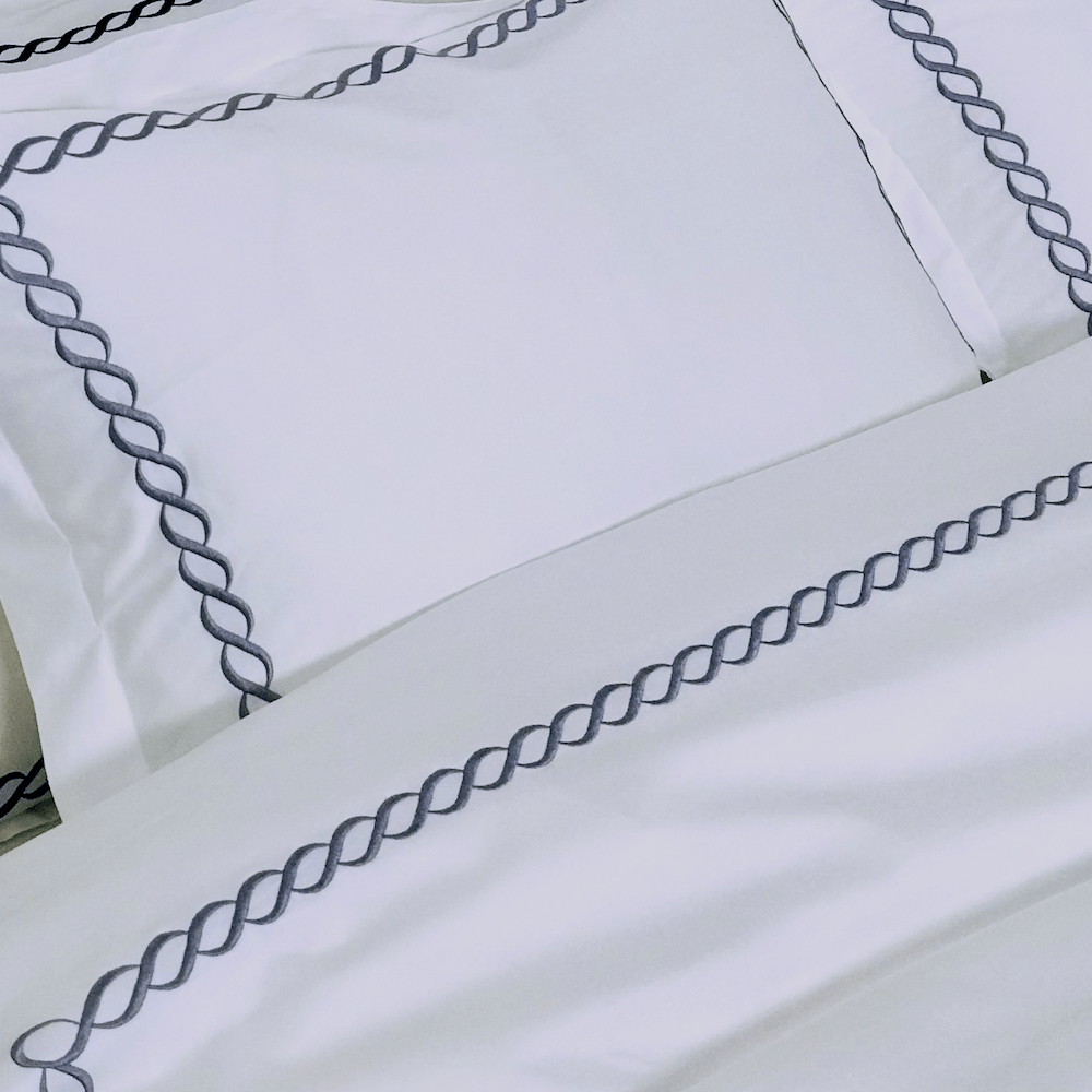 beddley Marquis Chain Embroidered Easy-Change™ White Duvet Cover Set with three sided open easycare zipper